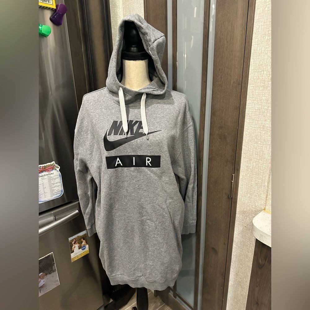 Nike Gray Pullover Hoodie with Graphic Logo